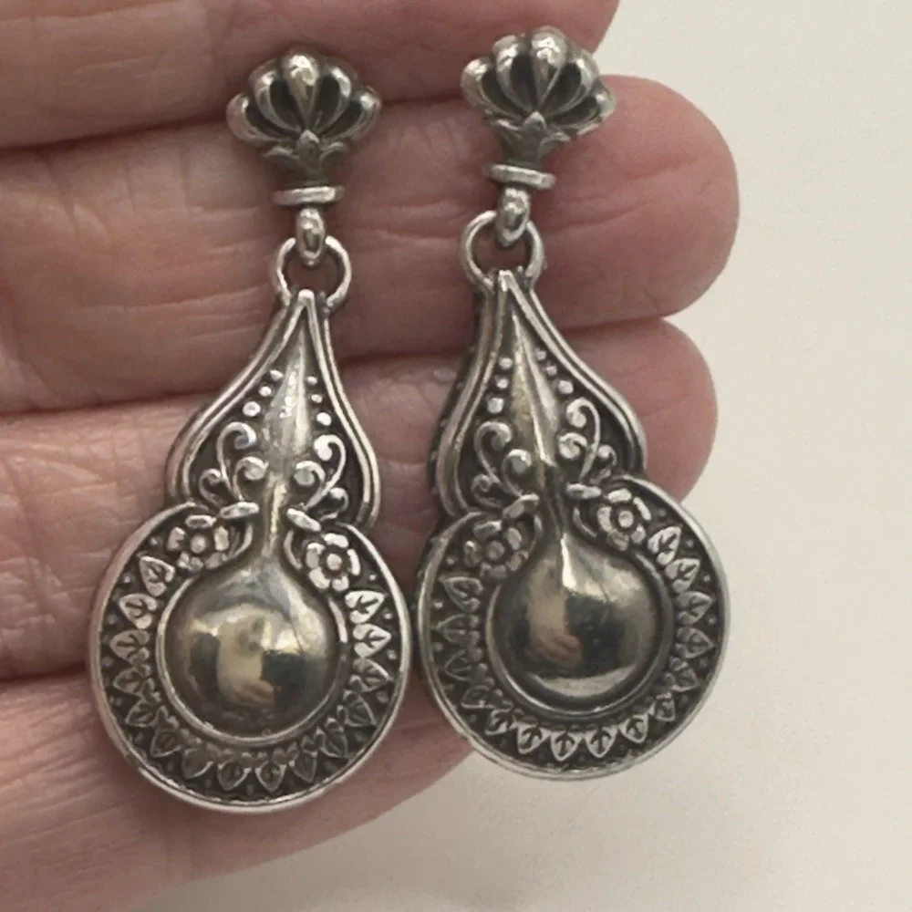 Brighton Earrings Silver Tone Scroll Teardrop Drop Fleur de Lis Post Retired